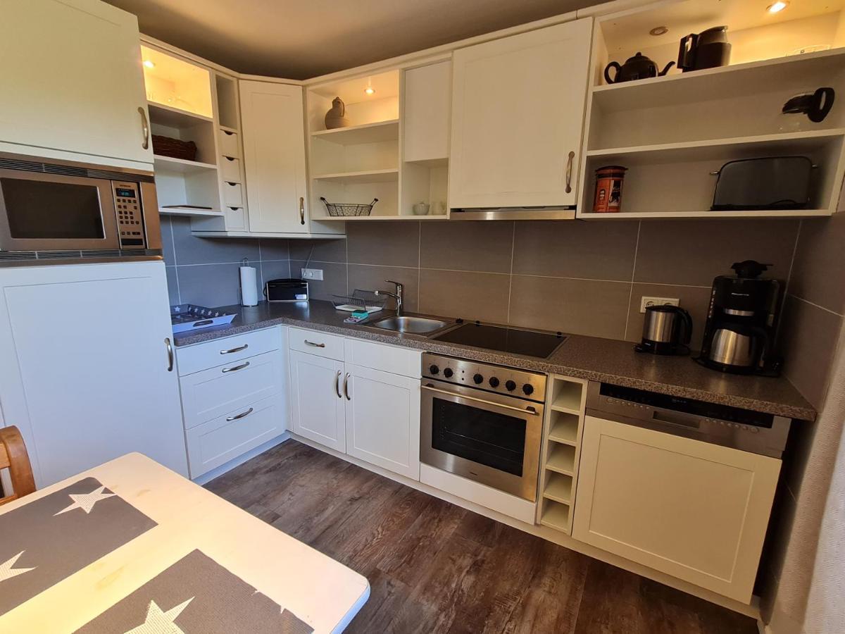 Ferienhaus Ellen, Eg Whg Utersum Buitenkant foto